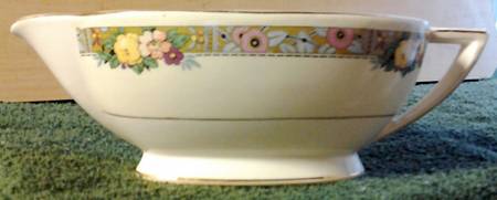 KNO551 Gravy Boat