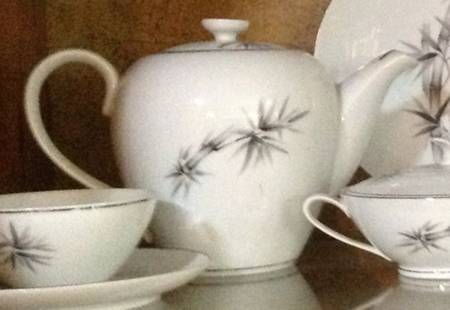 KUT90 Teapot & Lid
