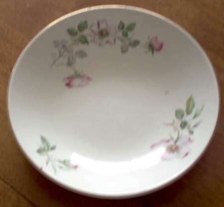 Wild Rose (Coupe) Fruit/Dessert (Sauce) Bowl