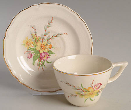 Juanita Flat Cup & Saucer Set