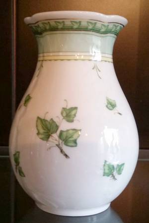 Primavera Bud Vase