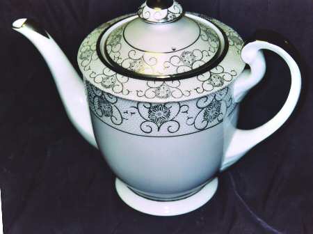 KUT105 Teapot & Lid