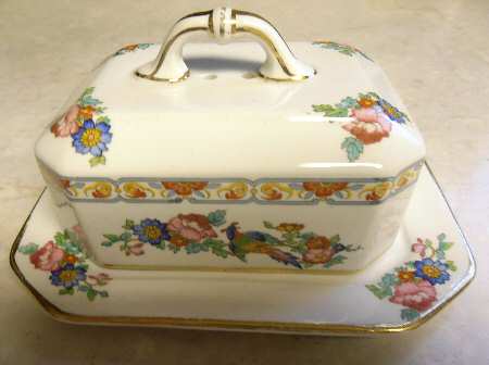5438 Square Covered Butter