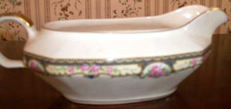 KNO611 Gravy Boat