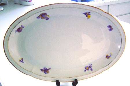 KPM139 14" Oval Serving Platter