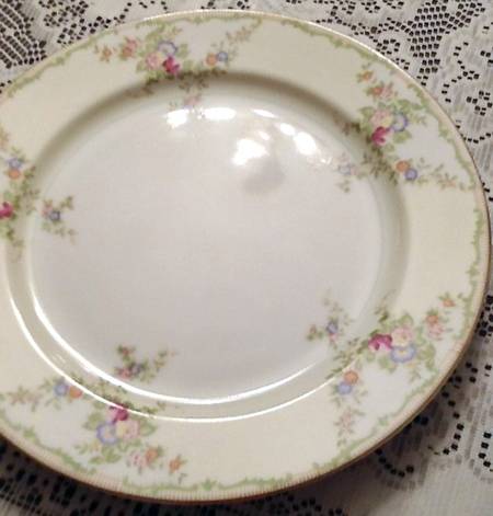 KON101 Dinner Plate