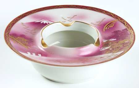 KUT146 5" Ashtray