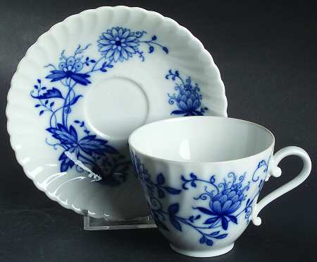 KAI29 Flat Cup & Saucer Set