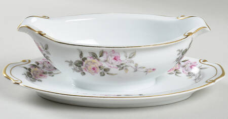 Rosehill Gravy Boat with Attached Underplate