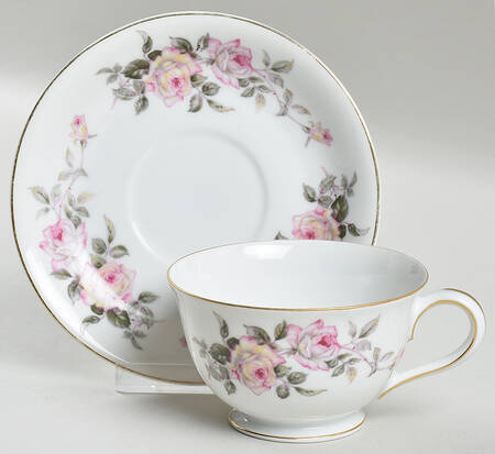 Footed Cup & Saucer Set