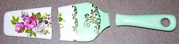 KNT35 Solid Ceramic Pie/Cake Server