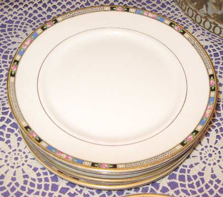 KTK109 Dinner Plate