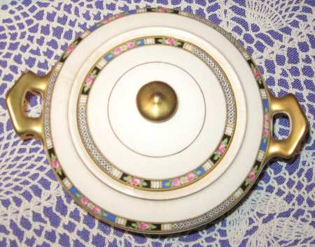 KTK109 Sugar Bowl & Lid