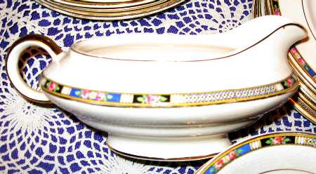 KTK109 Gravy Boat