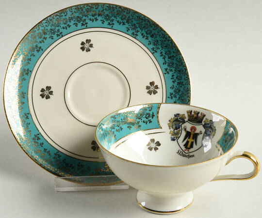 KU4 Footed Cup & Saucer Set