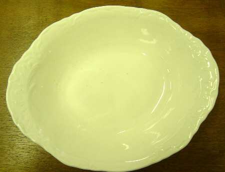 KNO856 9" Oval Vegetable Bowl