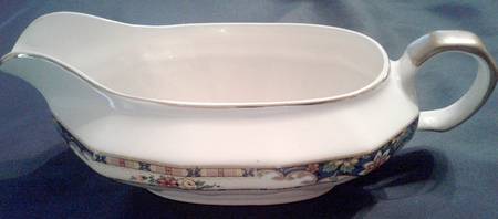KNO862 Gravy Boat