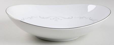 TRIANON 9" Round Vegetable Bowl