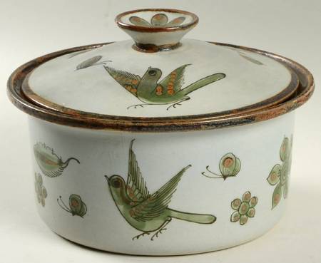 El Palomar Green 2 Qt Round Covered Casserole