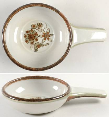 El Palomar Green Gravy Boat w/Stick Handle