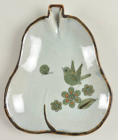 El Palomar Green Pear Shaped Plate