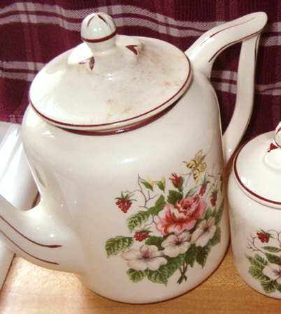 KNO882 Coffee Pot & Lid