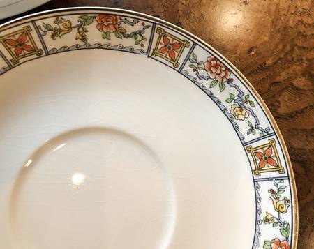 KNO896 Saucer