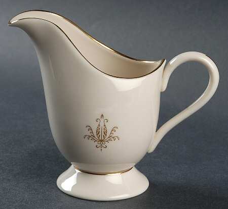 Brentwood Castle Creamer