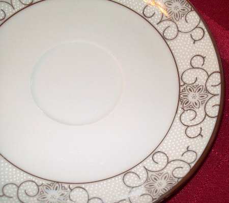 KUT224 Saucer