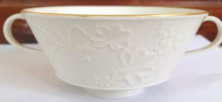 KPM201 Footed Cream Soup Bowl