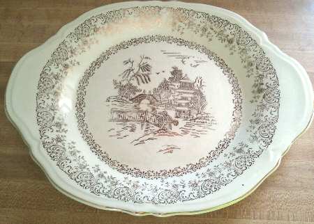 KNO927 Handled Cake Plate