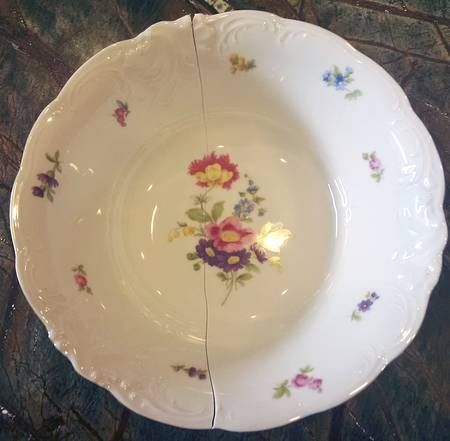KPM205 10" Round Vegetable Bowl