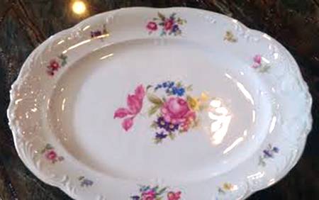 KPM205 15" Oval Serving Platter