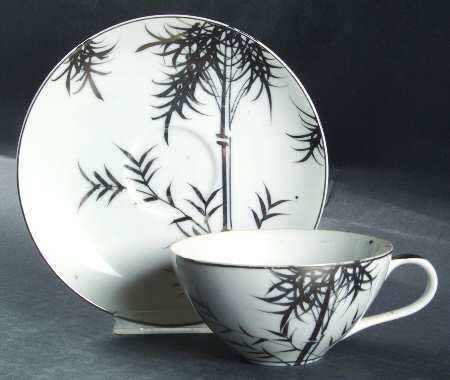 KUT239 Flat Cup & Saucer Set