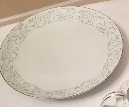 Cherie 12" Oval Serving Platter