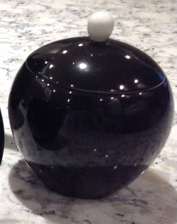 447 Sugar Bowl & Lid