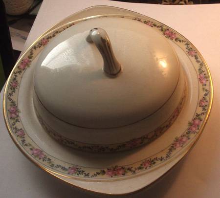 KTK139 Round Covered Butter