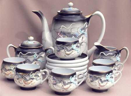 KUT249 Footed Cup & Saucer Set