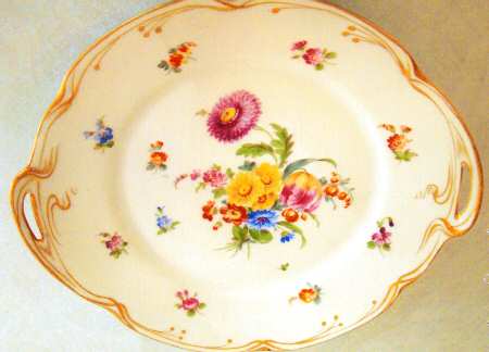 KLE32 11" Oval Serving Platter