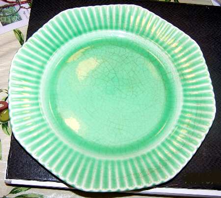 KNO982 Green by Edwin Knowles