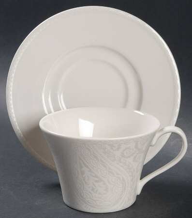 PAISLEY SHIMMER PLATINUM Flat Cup & Saucer Set