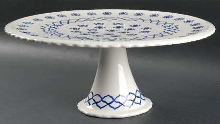 Trellis 13" Diameter Pedestal Cake Stand