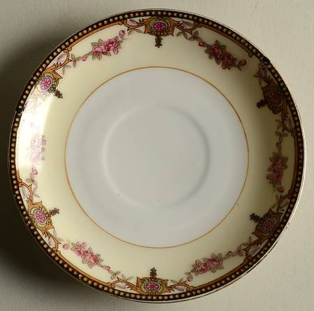 KRE29 Saucer