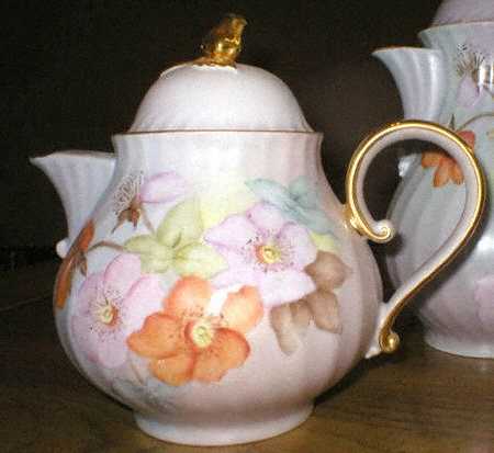 KAI50 Teapot & Lid