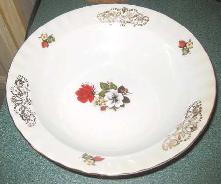 KRO30 9" Round Vegetable Bowl