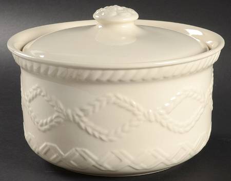 Aranware 2.5 Qt Round Covered Casserole