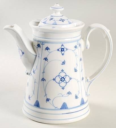 KOE9 Coffee Pot & Lid