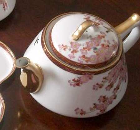 KUT299 Teapot & Lid