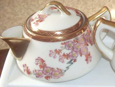 KUT299 Creamer