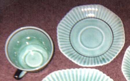 Green Platinum Flat Cup & Saucer Set
